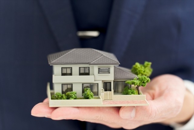 不動産売却の囲い込みとは？避けるための対策と見抜き方