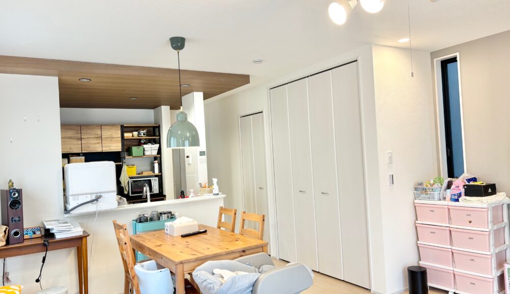 築1年！保証継承可能な中古戸建